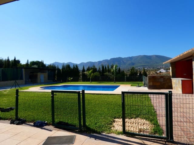 3 bedroom Finca/Country House for rent in Alhaurín el Grande - € 2,100 (Ref: 6327530)