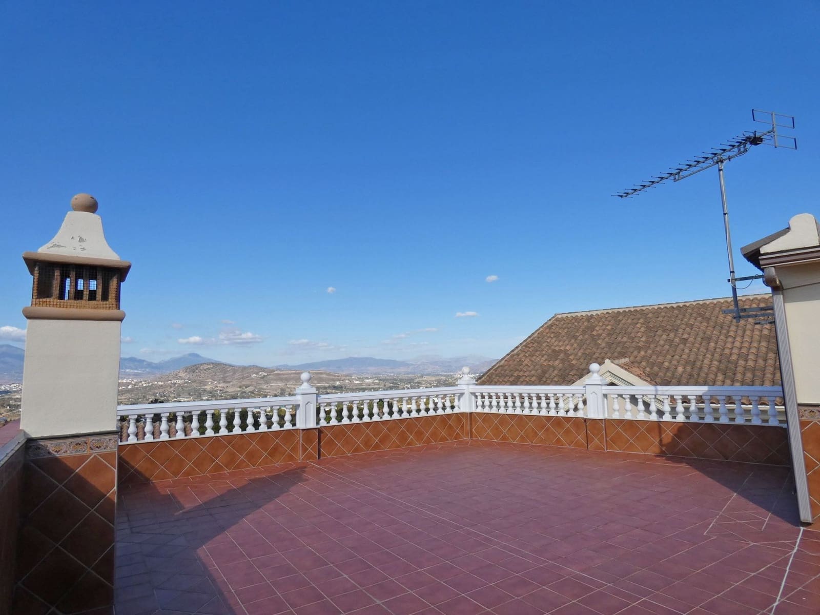 3 makuuhuone Omakotitalo vuokrattavana paikassa Alhaurin el Grande - 1 400 € (Ref: 6456634)