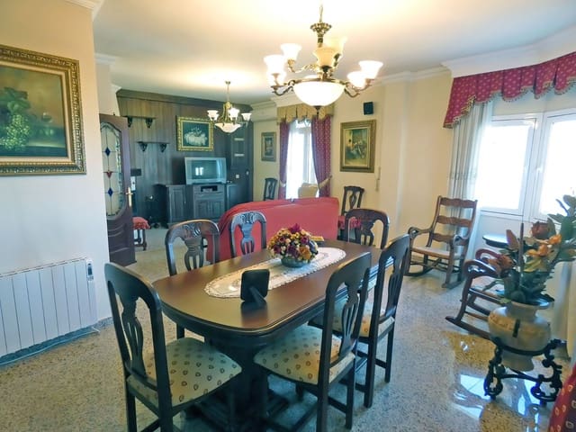 3 bedroom Townhouse for rent in Alhaurín el Grande - € 1,500 (Ref: 6456634)