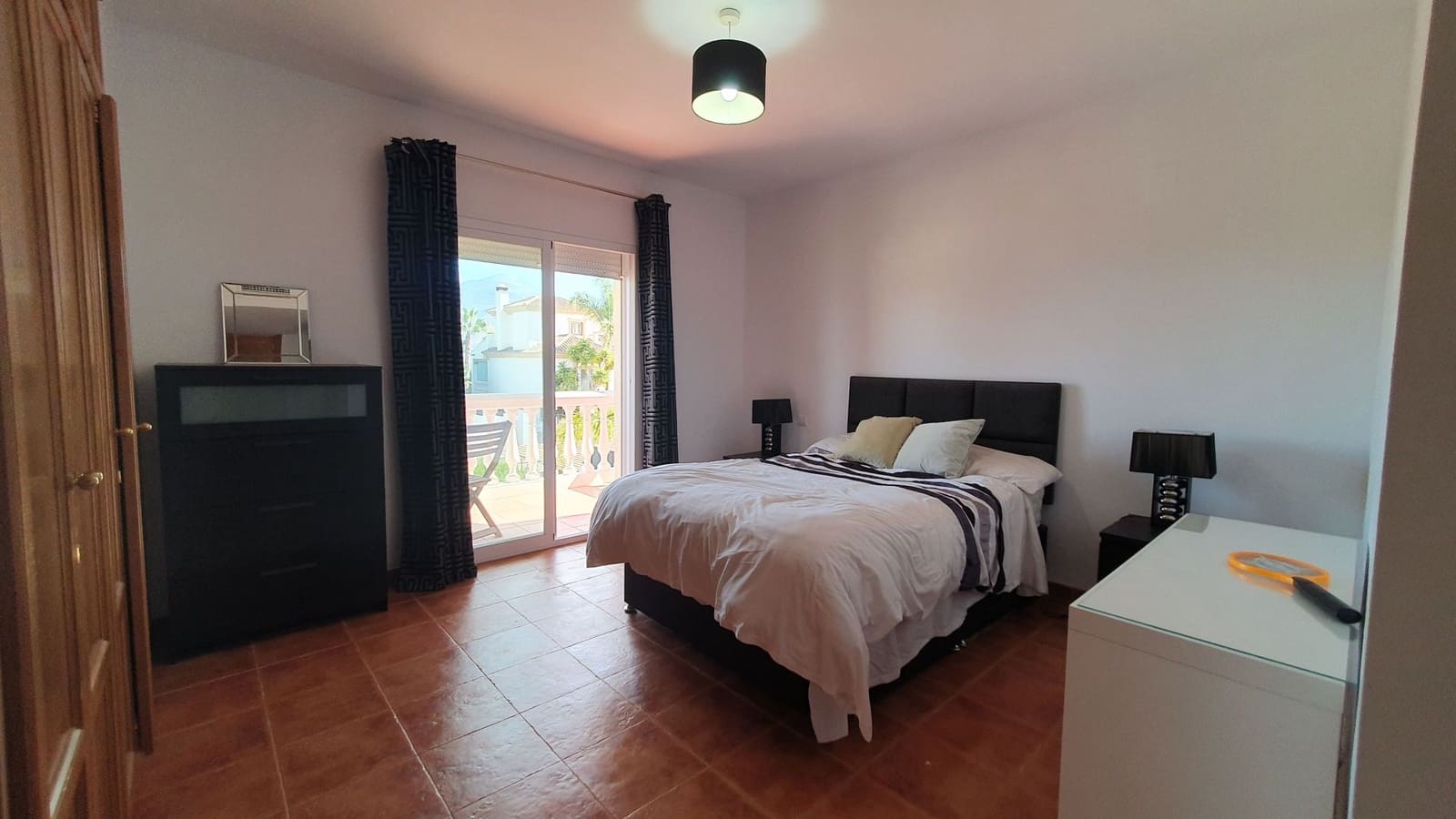 4 bedroom Villa for rent in Coin with pool - € 2,200 (Ref: 6960664)