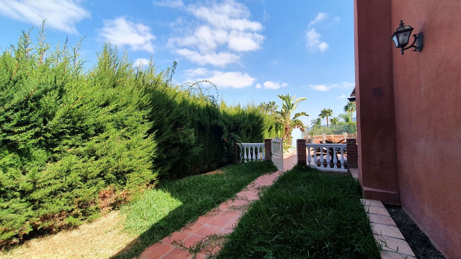 4 bedroom Villa for rent in Coin with pool - € 2,200 (Ref: 6960664)