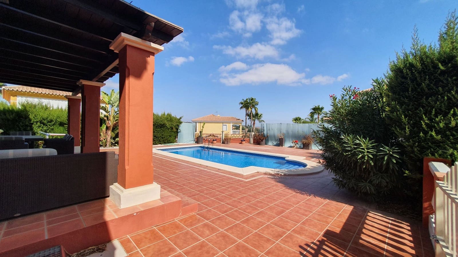 4 bedroom Villa for rent in Coin with pool - € 2,200 (Ref: 6960664)