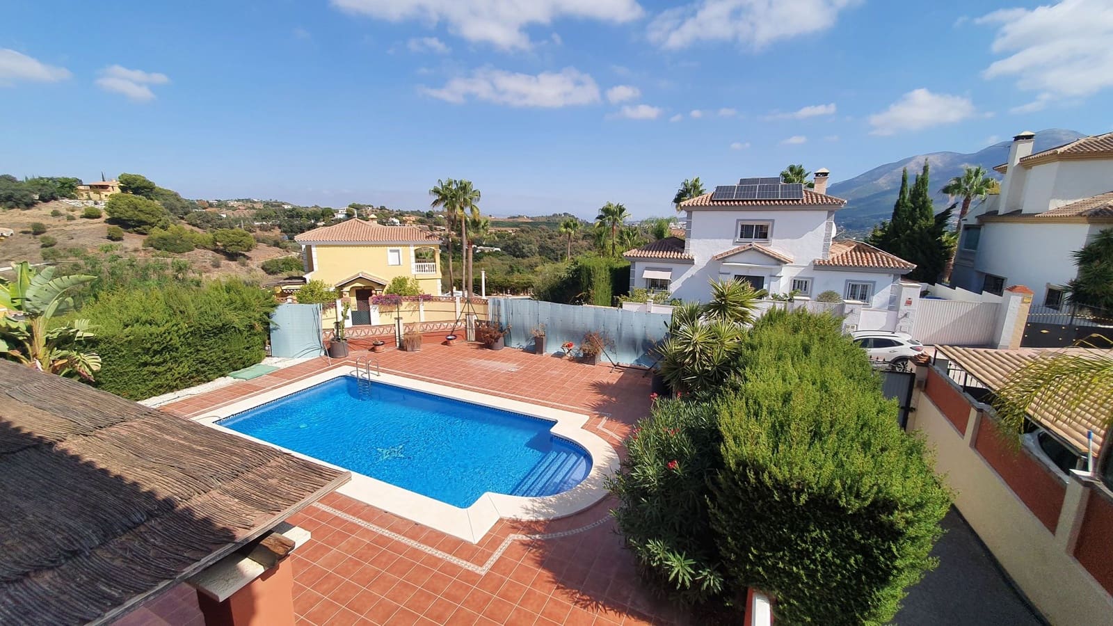 4 bedroom Villa for rent in Coin with pool - € 2,200 (Ref: 6960664)