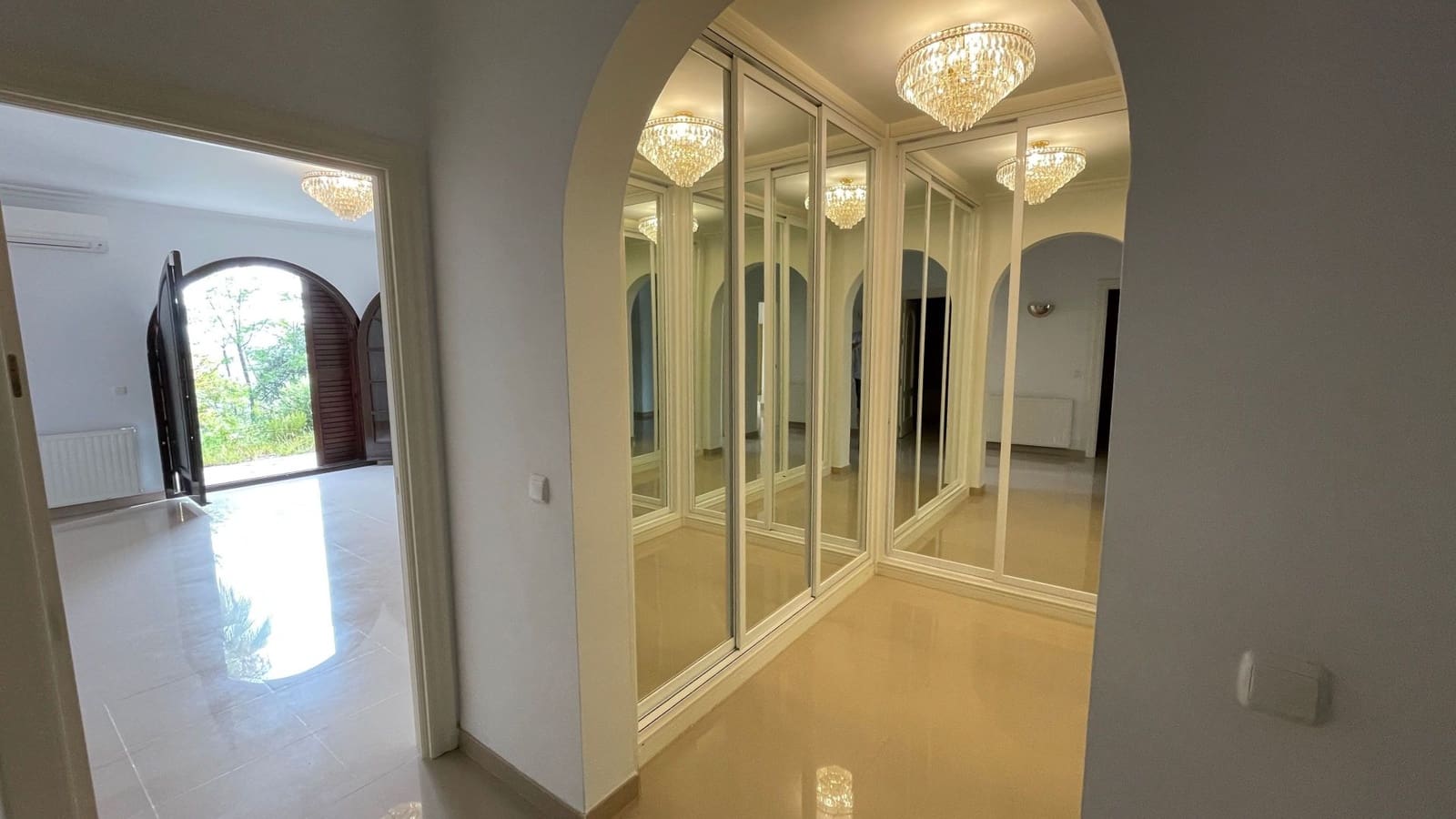 13 soveværelse Villa til salg i Alhaurin el Grande med swimmingpool - € 2.850.000 (Ref: 7048025)