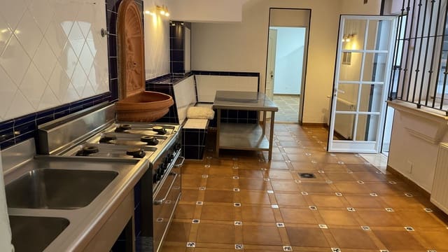 13 bedroom Villa for sale in Alhaurín el Grande with pool - € 2,850,000 (Ref: 7048025)