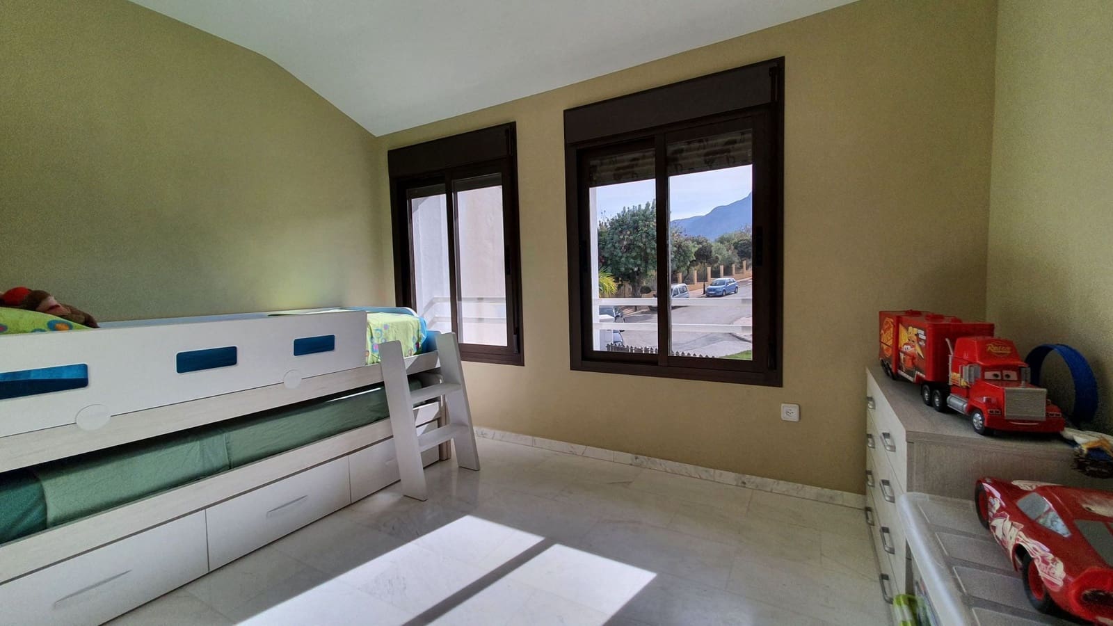 3 soveværelse Rækkehus til leje i Alhaurin el Grande med swimmingpool - € 1.500 (Ref: 7260549)