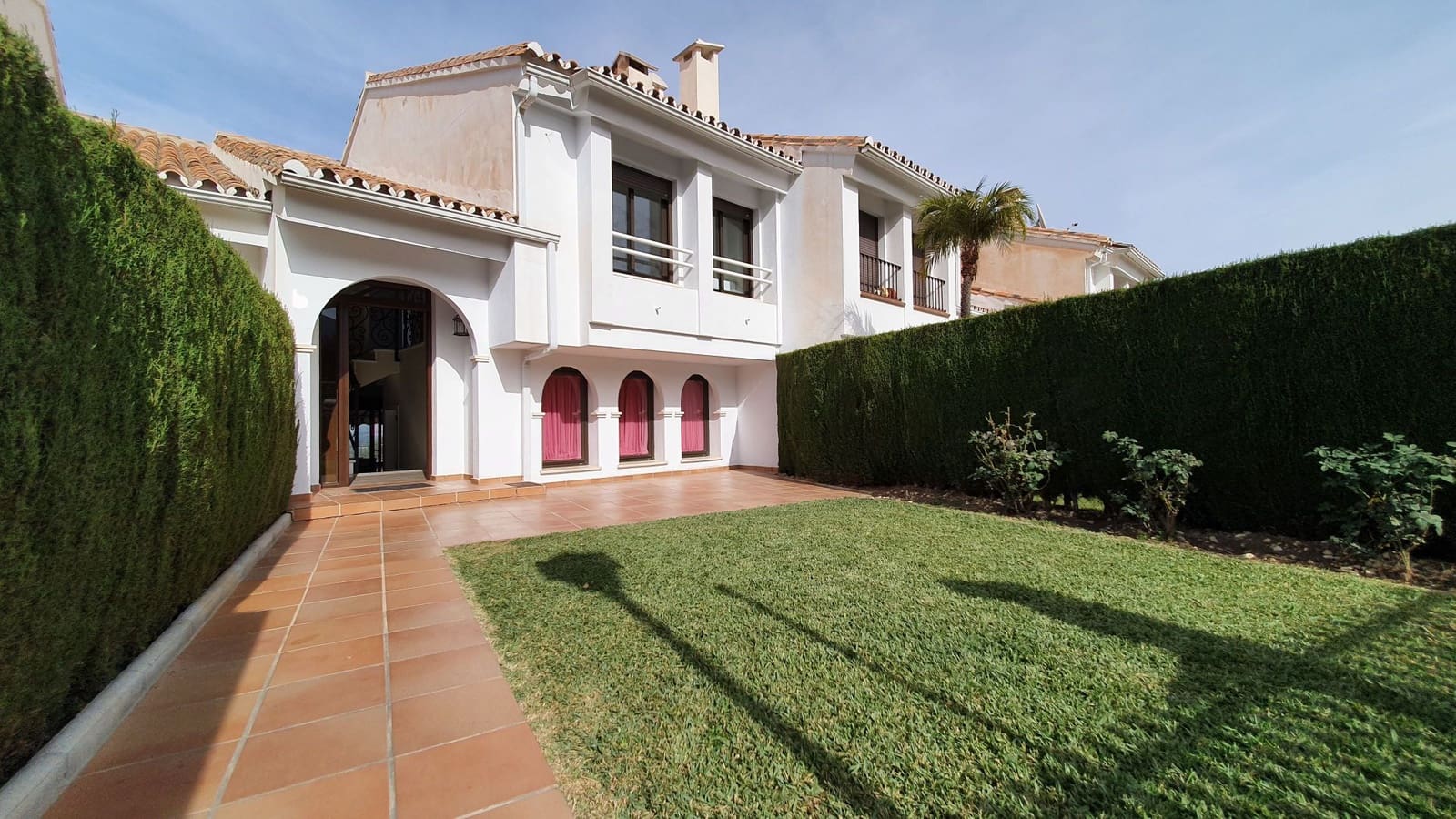 3 soveværelse Rækkehus til leje i Alhaurin el Grande med swimmingpool - € 1.500 (Ref: 7260549)