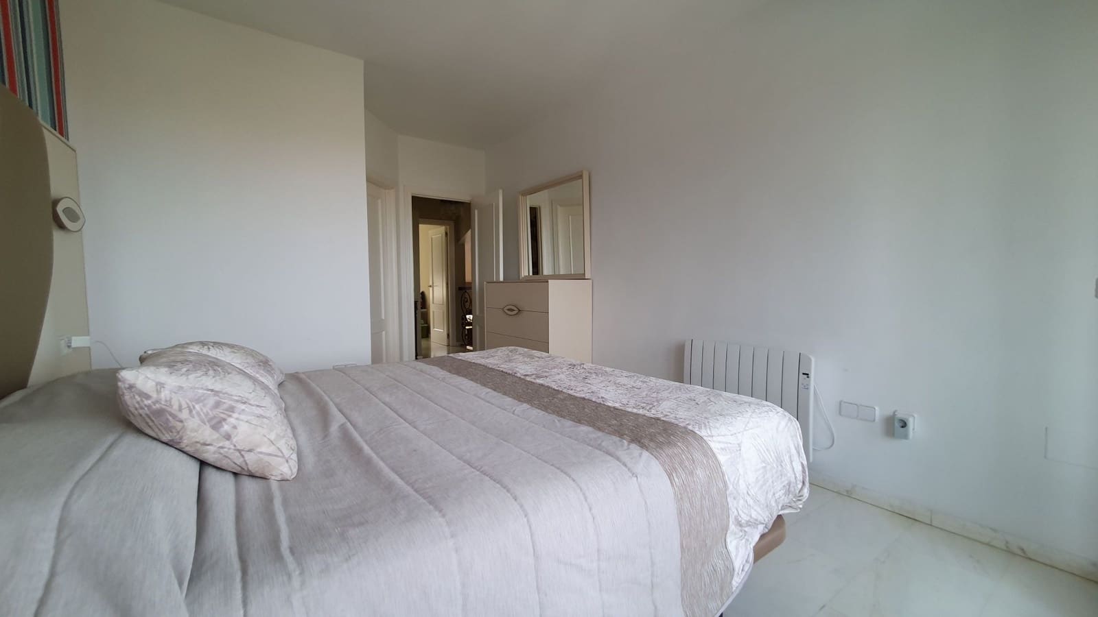 3 soveværelse Rækkehus til leje i Alhaurin el Grande med swimmingpool - € 1.500 (Ref: 7260549)