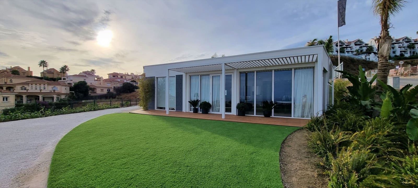 3 sypialnia Willa na sprzedaż w La Cala de Mijas z basenem - 1 495 000 € (Ref: 7270787)