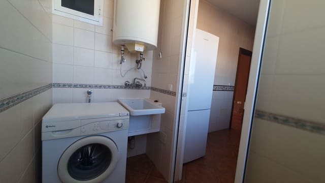 2 bedroom Penthouse for rent in Alhaurín el Grande - € 900 (Ref: 7424736)