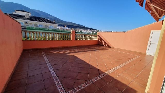 2 bedroom Penthouse for rent in Alhaurín el Grande - € 900 (Ref: 7424736)