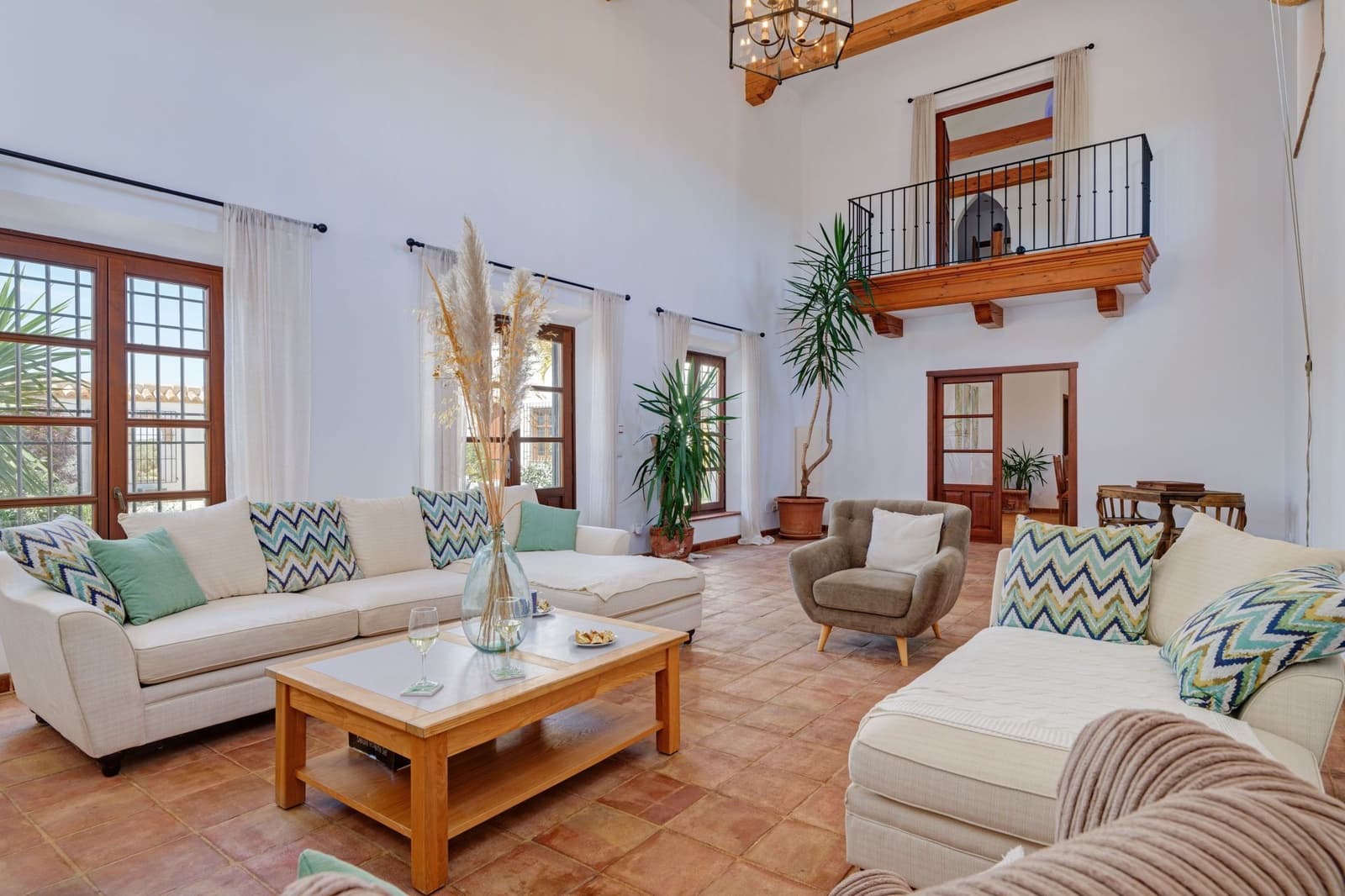 5 sypialnia Finka/Dom wiejski na sprzedaż w Antequera z basenem - 1 680 000 € (Ref: 7558234)