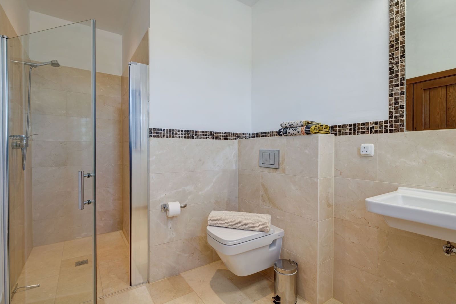 5 sypialnia Finka/Dom wiejski na sprzedaż w Antequera z basenem - 1 680 000 € (Ref: 7558234)