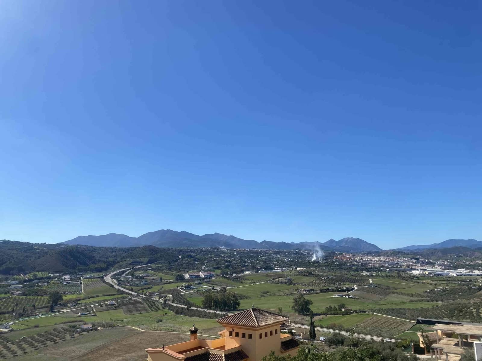 3 soveværelse Villa til salg i Coin med swimmingpool - € 850.000 (Ref: 7574196)