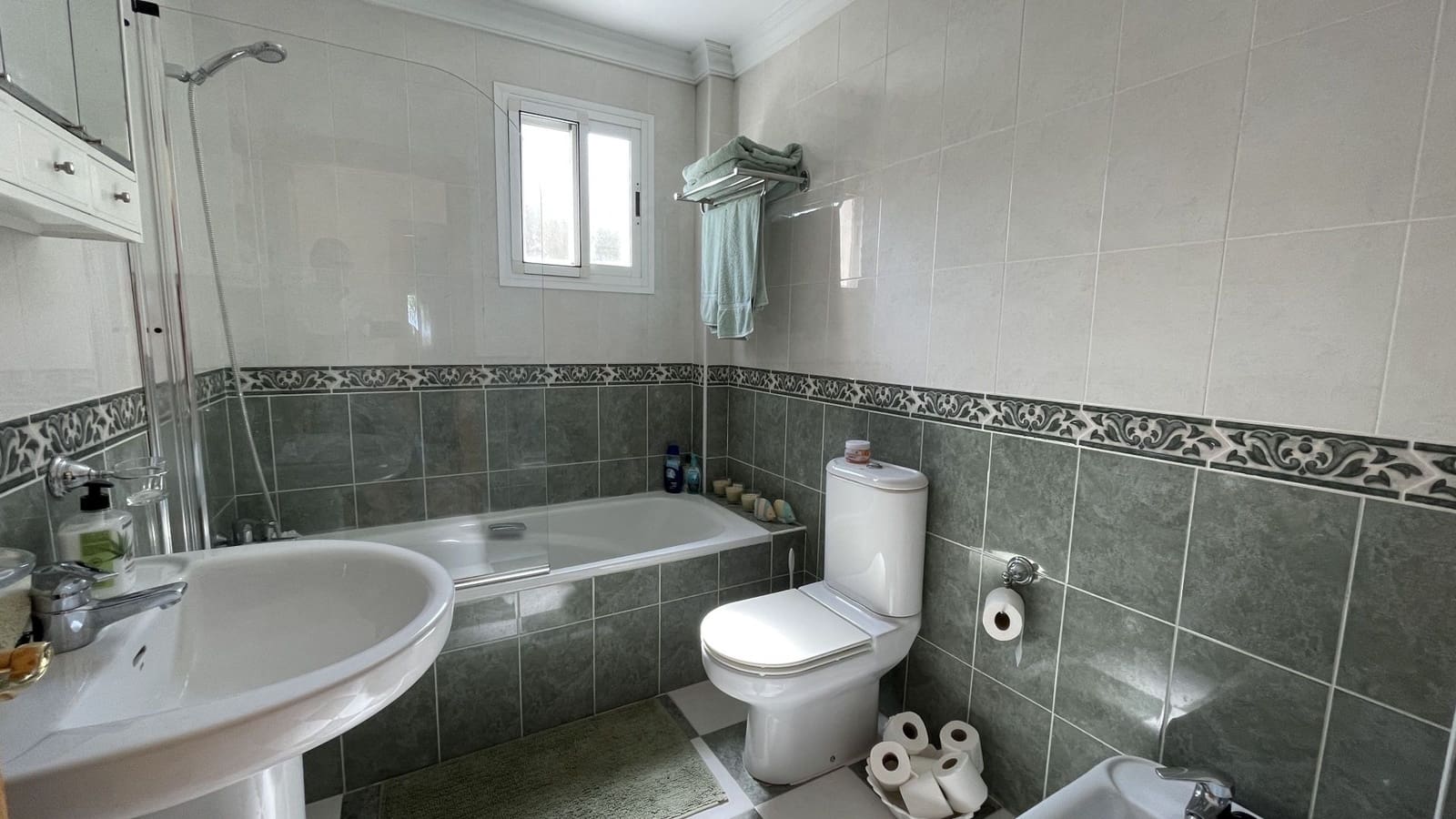 8 soveværelse Finca/Landehus til salg i Monda med swimmingpool - € 875.000 (Ref: 7597133)