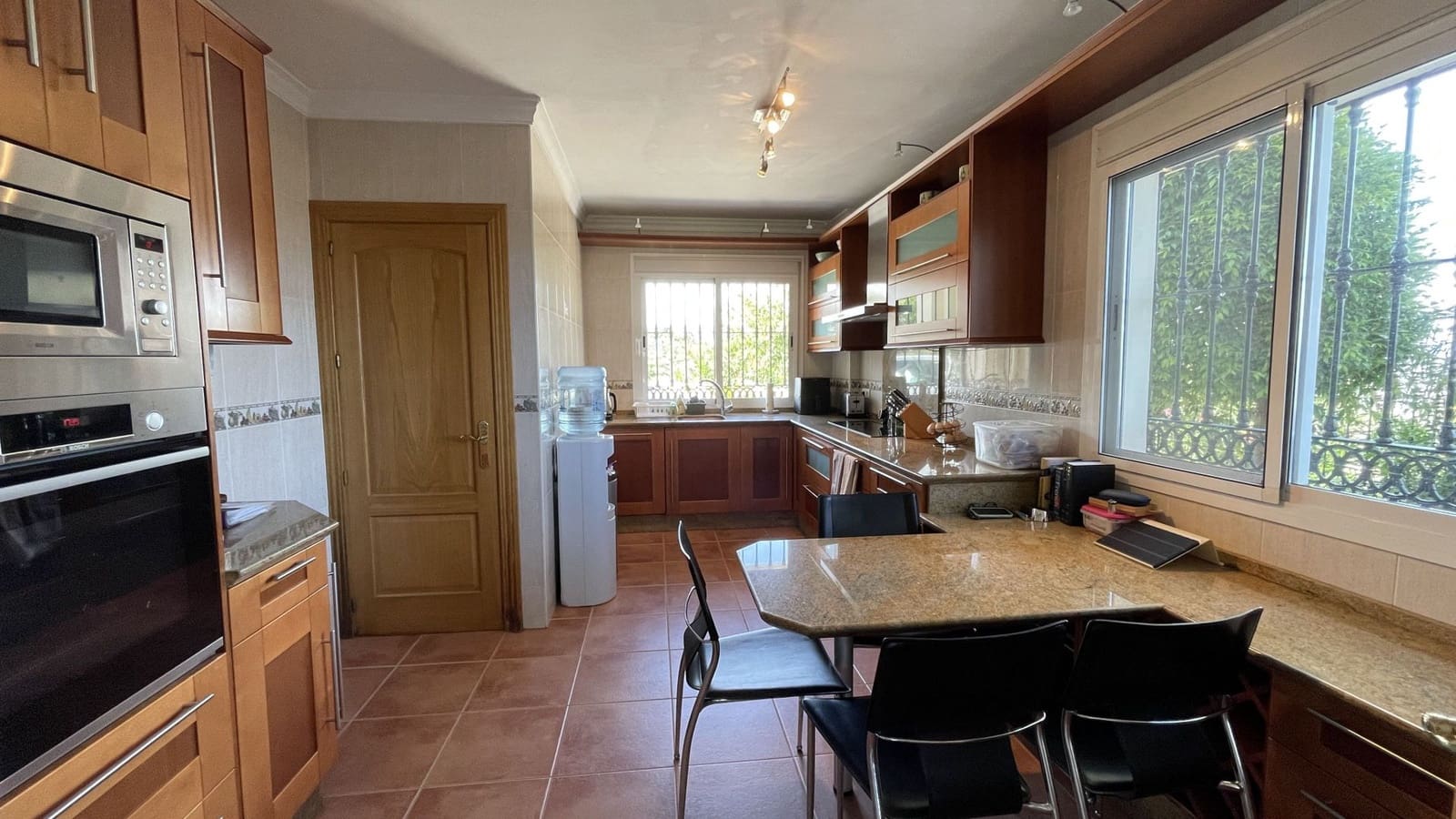 8 soveværelse Finca/Landehus til salg i Monda med swimmingpool - € 875.000 (Ref: 7597133)