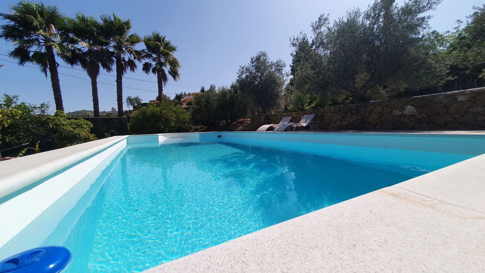 2 soverom Finca/Herregård til leie i Alhaurin el Grande med svømmebasseng garasje - € 1 500 (Ref: 7698979)