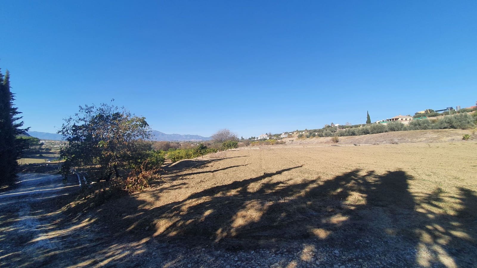 Grunde uden byggetilladelser til salg i Alhaurin el Grande - € 185.000 (Ref: 7935472)