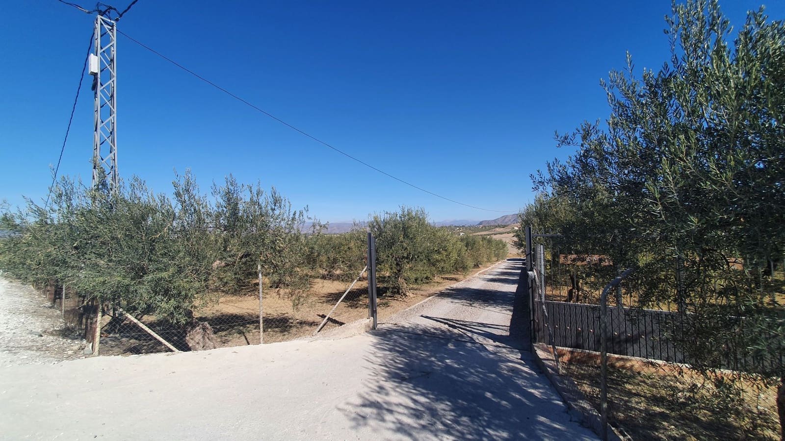 Grond te koop in Alhaurin el Grande - € 357.000 (Ref: 7935473)