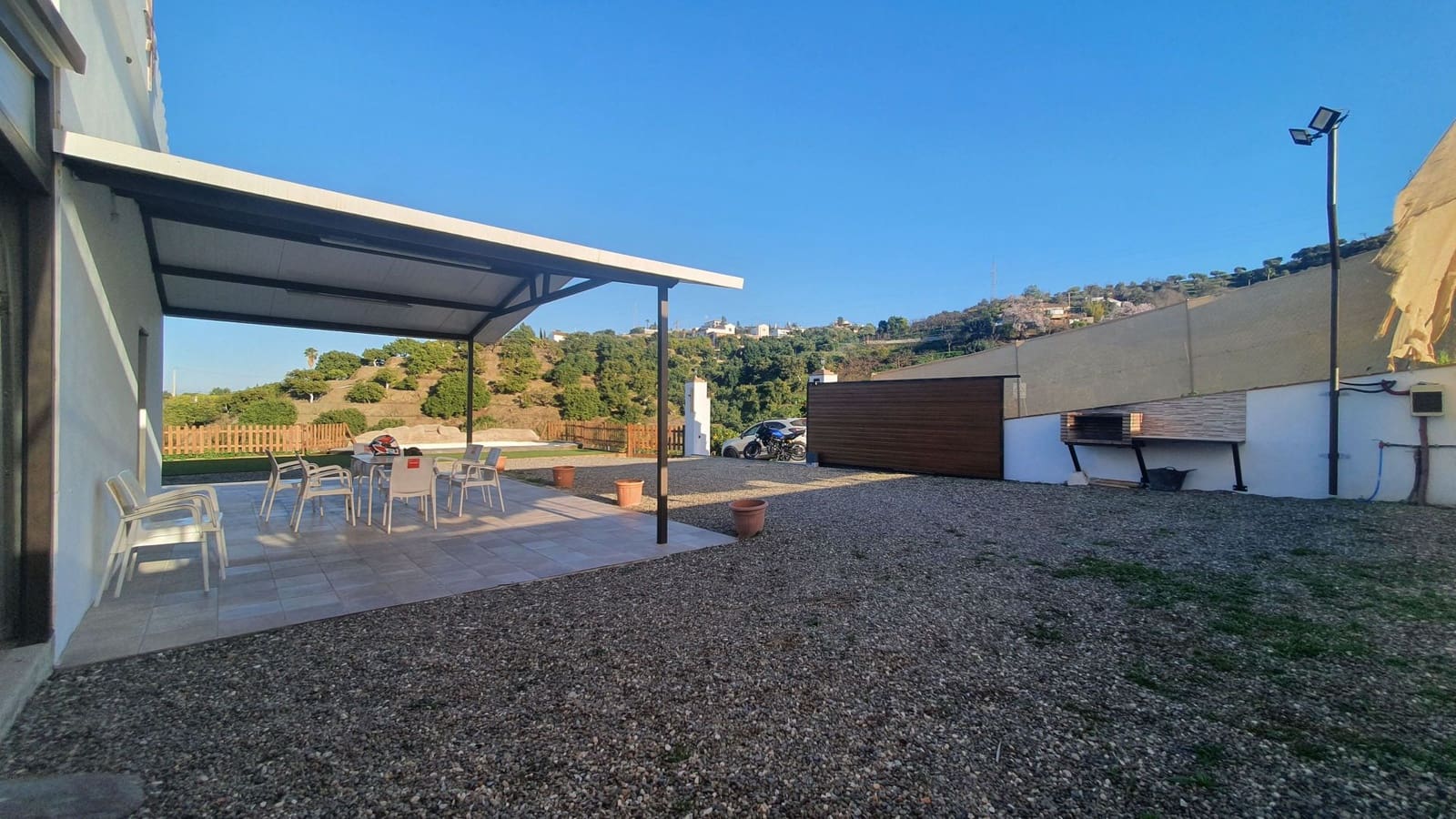 3 soveværelse Finca/Landehus til salg i Coin med swimmingpool - € 285.000 (Ref: 8165041)