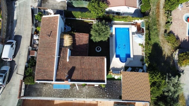 3 chambre Villa/Maison à vendre à Alhaurín el Grande avec piscine - 485 000 € (Ref: 8429479)