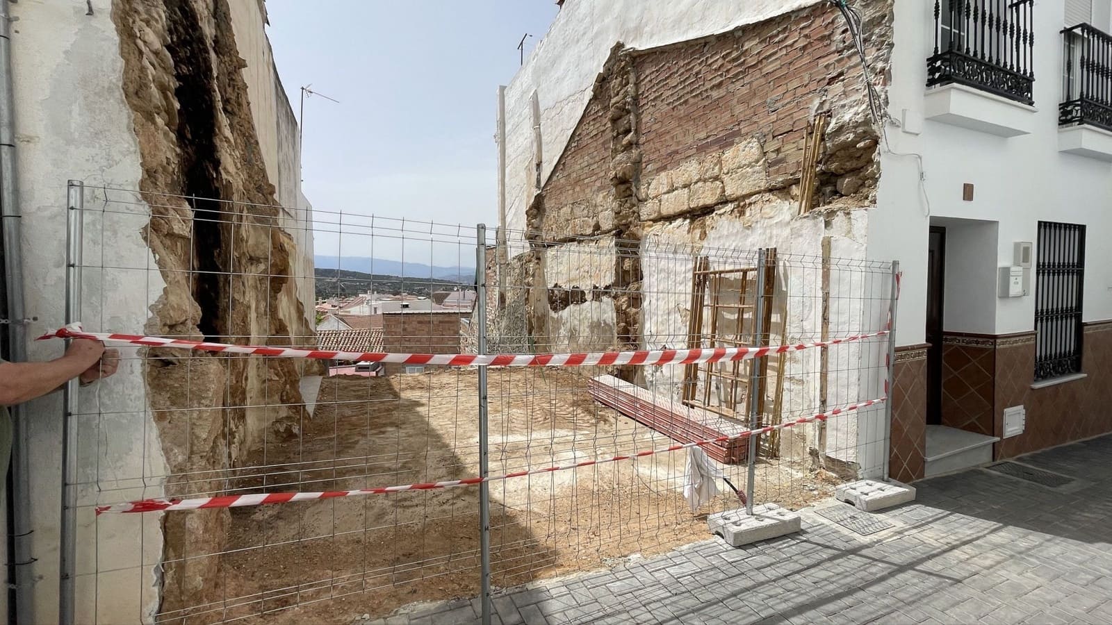 Mark till salu i Alhaurin el Grande - 49 000 € (Ref: 8429918)