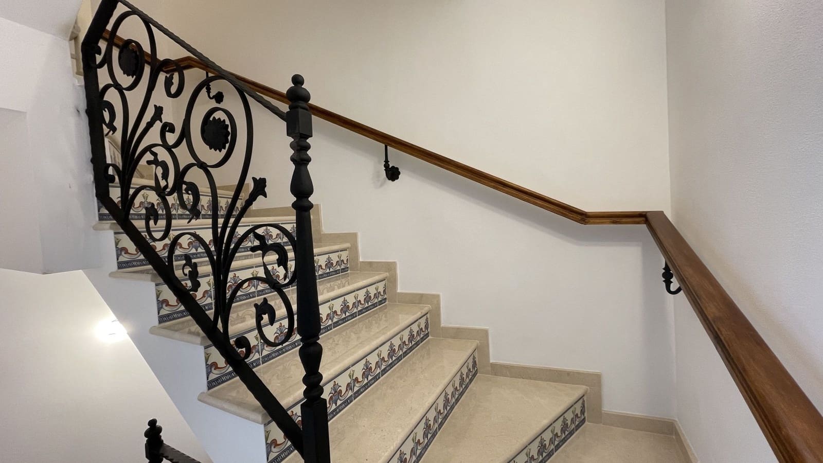 5 soverom Hus til salgs i Alhaurin el Grande - € 599 000 (Ref: 8431864)