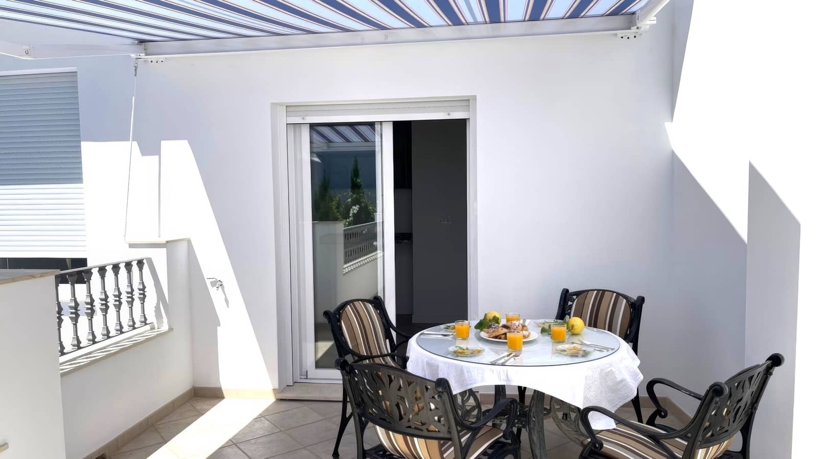 5 soverom Hus til salgs i Alhaurin el Grande - € 599 000 (Ref: 8431864)