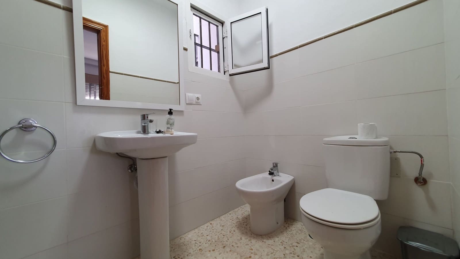 2 bedroom Finca/Country House for rent in Coin with pool - € 1,200 (Ref: 8461076)