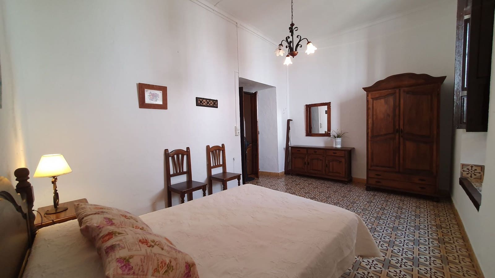 4 soveværelse Byhus til salg i Ardales med swimmingpool - € 420.000 (Ref: 8528534)