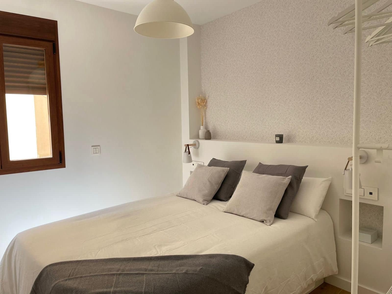 3 bedroom Apartment for rent in Coin - € 1,200 (Ref: 8777720)