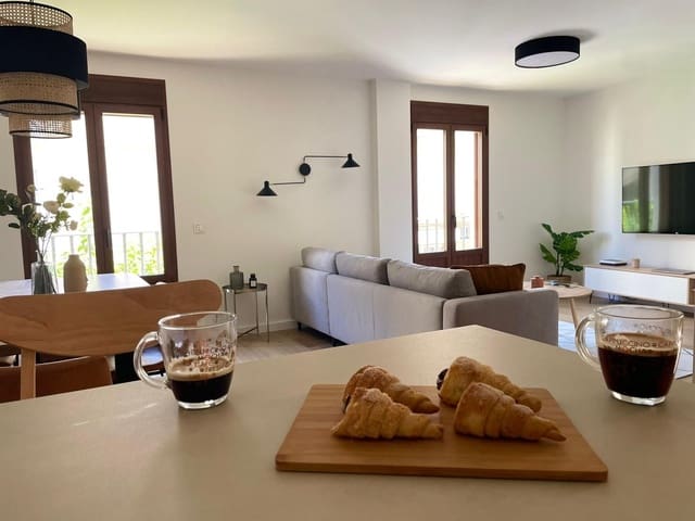 3 bedroom Apartment for rent in Coín - € 1,200 (Ref: 8777720)
