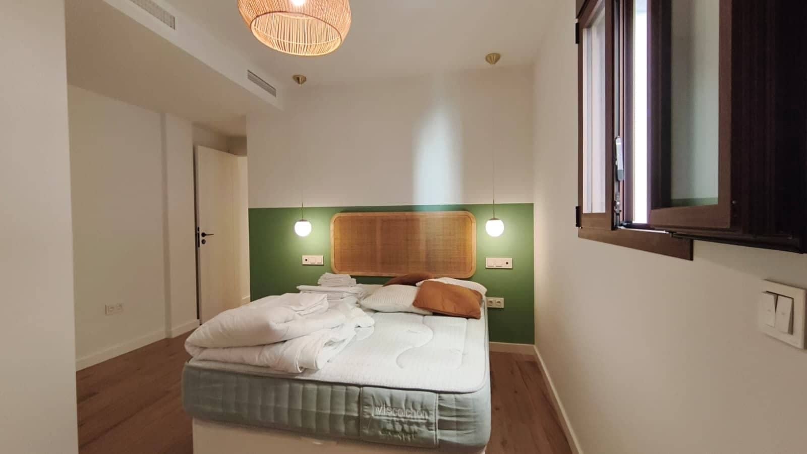 3 quarto Apartamento para arrendar em Coin - 1 200 € (Ref: 8777720)