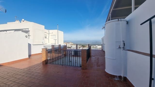 4 makuuhuone Omakotitalo myytävänä paikassa Alhaurín el Grande - 345 000 € (Ref: 8780688)