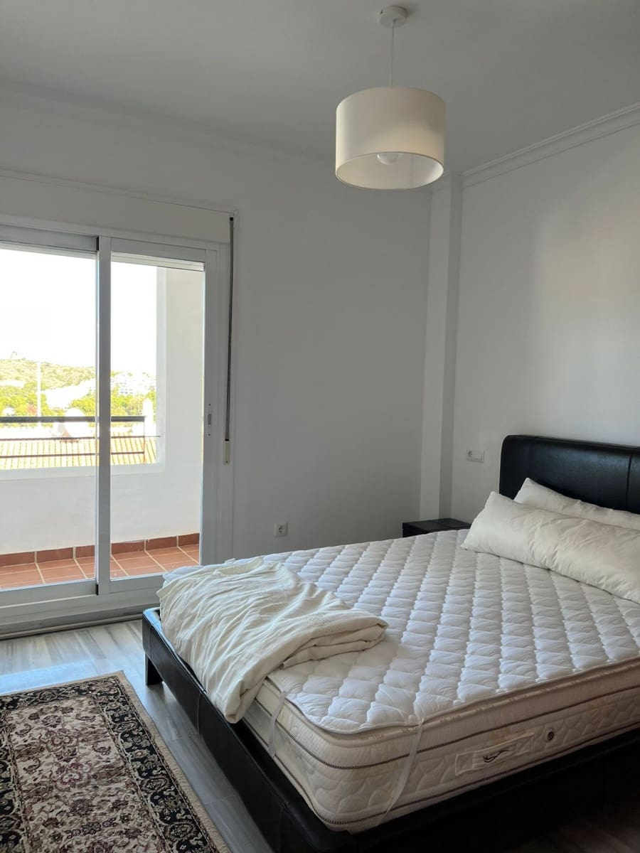 2 bedroom Apartment for rent in Alhaurin Golf with pool garage - € 1,200 (Ref: 8917295)