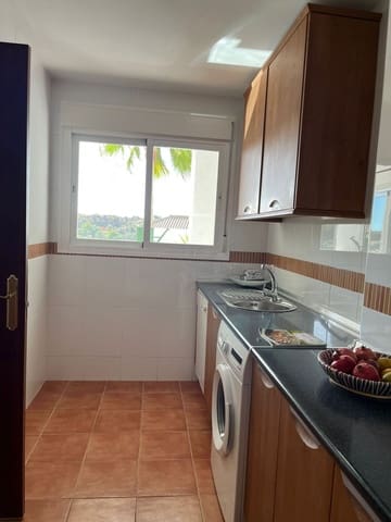 Appartement de 2 chambres à louer à Alhaurín Golf, Alhaurín el Grande avec piscine garage - 1 200 € (Ref: 8917295)