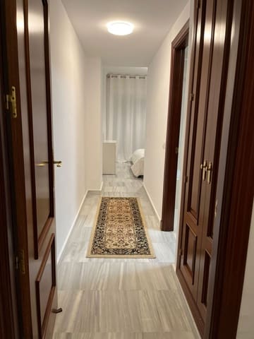 Appartement de 2 chambres à louer à Alhaurín Golf, Alhaurín el Grande avec piscine garage - 1 200 € (Ref: 8917295)