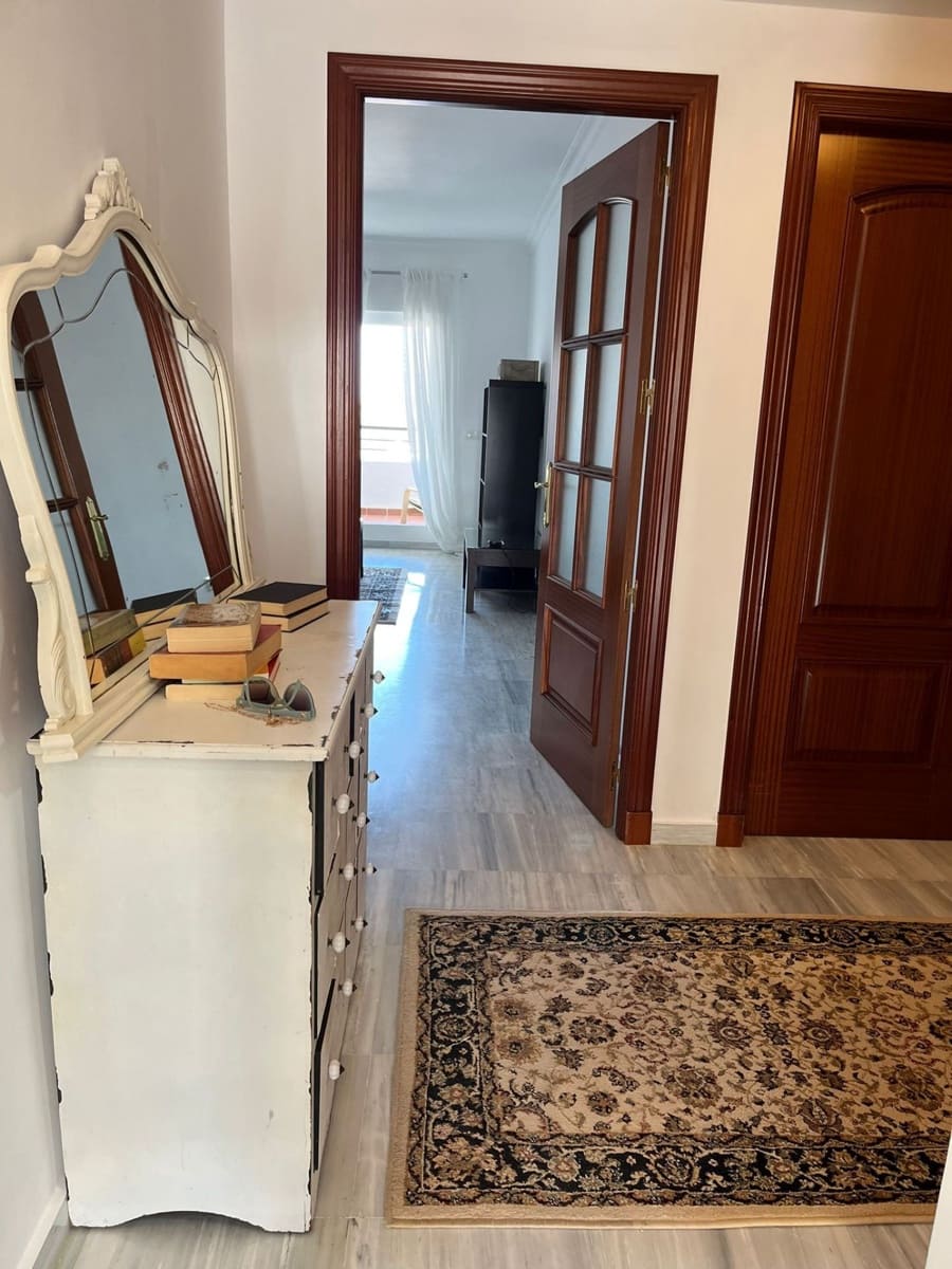 2 bedroom Apartment for rent in Alhaurin Golf with pool garage - € 1,200 (Ref: 8917295)