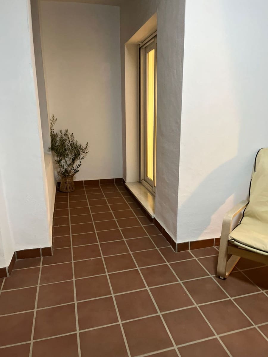 2 bedroom Apartment for rent in Alhaurin Golf with pool garage - € 1,200 (Ref: 8917295)