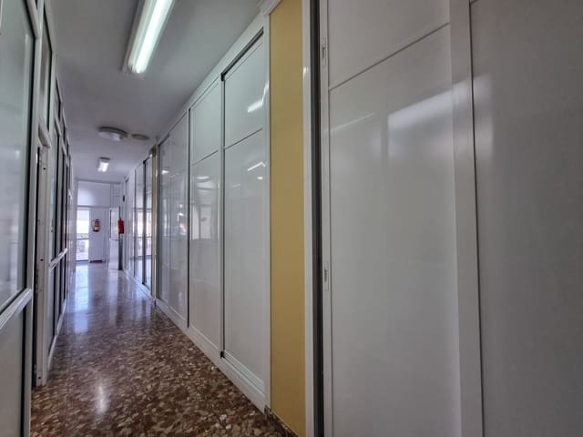 Erhverv til leje i Alhaurín el Grande - € 1.200 (Ref: 8917588)