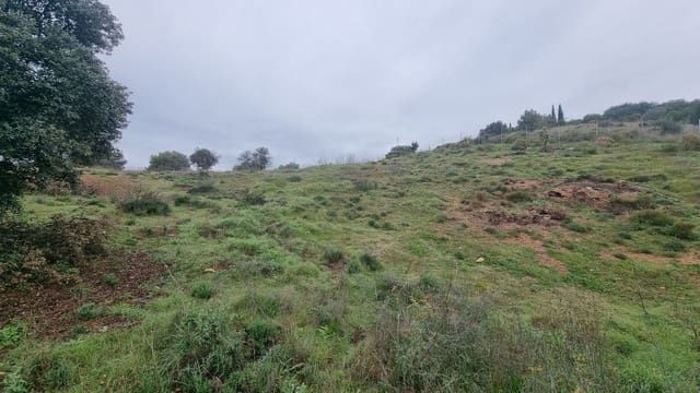 Grunde uden byggetilladelser til salg i Coín - € 160.000 (Ref: 8920942)