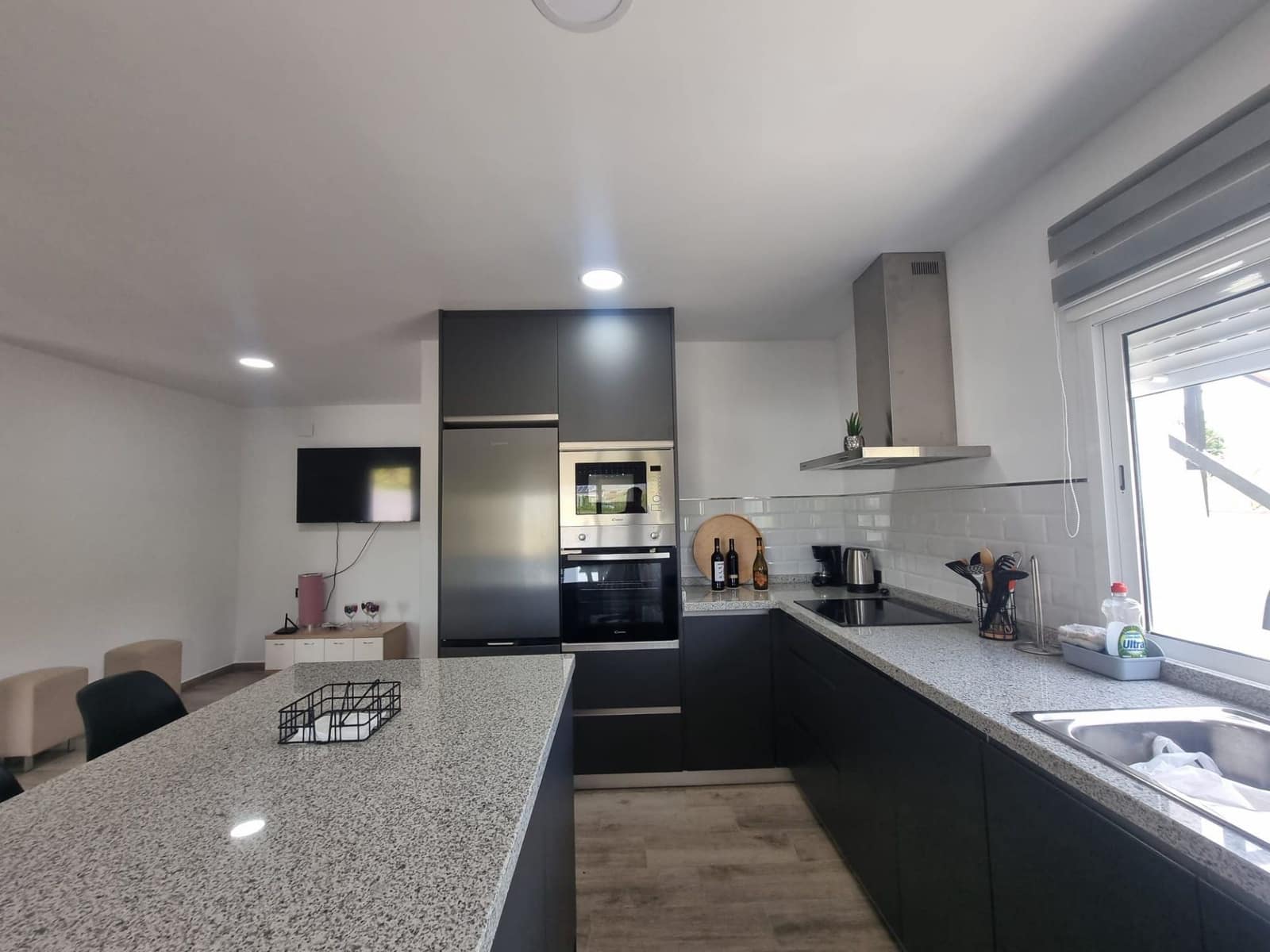 2 slaapkamer Finca/Landhuis te koop in Cartama met zwembad - € 300.000 (Ref: 8987952)