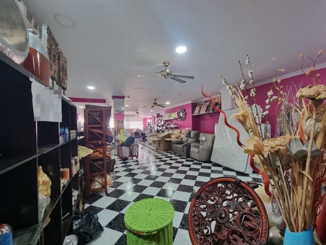 Kaupallinen vuokrattavana paikassa Alhaurín el Grande - 1 300 € (Ref: 9074785)