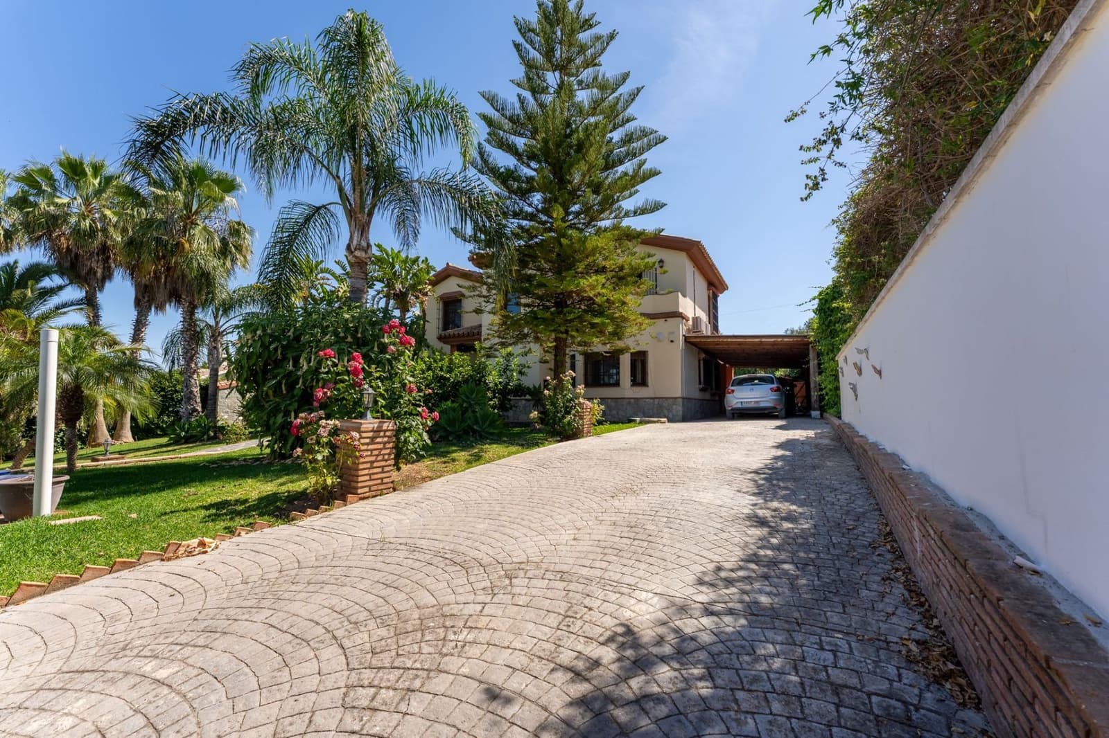 4 soveværelse Villa til salg i Alhaurin el Grande med swimmingpool - € 695.000 (Ref: 9076953)