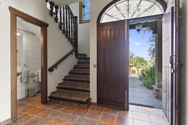 4 sypialnia Willa na sprzedaż w Alhaurín el Grande z basenem - 695 000 € (Ref: 9076953)