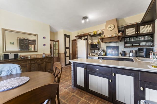 4 sypialnia Willa na sprzedaż w Alhaurín el Grande z basenem - 695 000 € (Ref: 9076953)