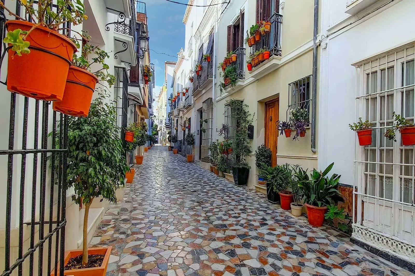 Erhverv til salg i Coin - € 1.060.500 (Ref: 9094909)