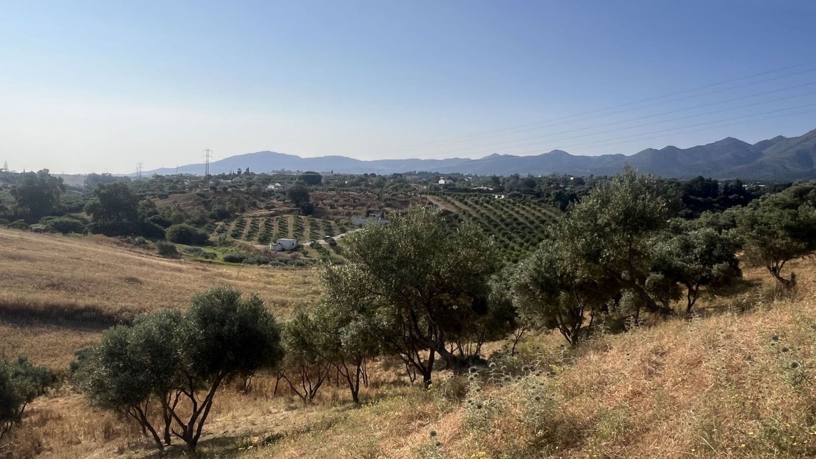 Grunde uden byggetilladelser til salg i Alhaurin de la Torre - € 110.000 (Ref: 9103874)