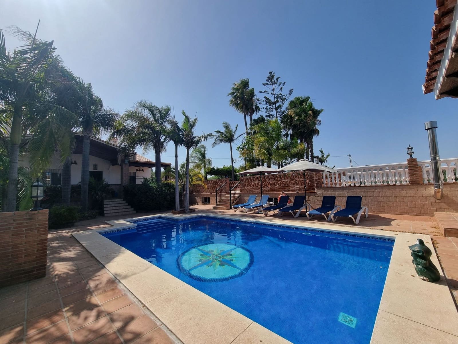 3 soveværelse Finca/Landehus til leje i Alhaurin de la Torre med swimmingpool - € 2.600 (Ref: 9164768)