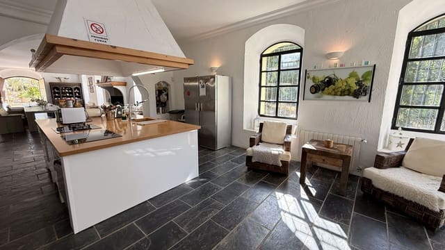 6 sypialnia Finka/Dom wiejski na sprzedaż w Setenil de las Bodegas z basenem - 1 495 000 € (Ref: 9191810)